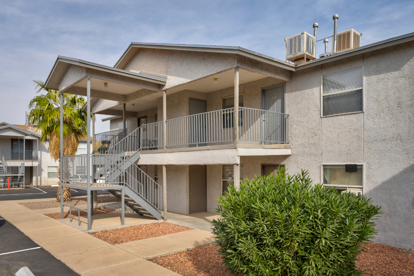 Western Yarbrough Apartments in El Paso, TX